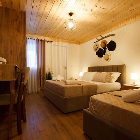 Guva Guest House Гирокастра Экстерьер фото