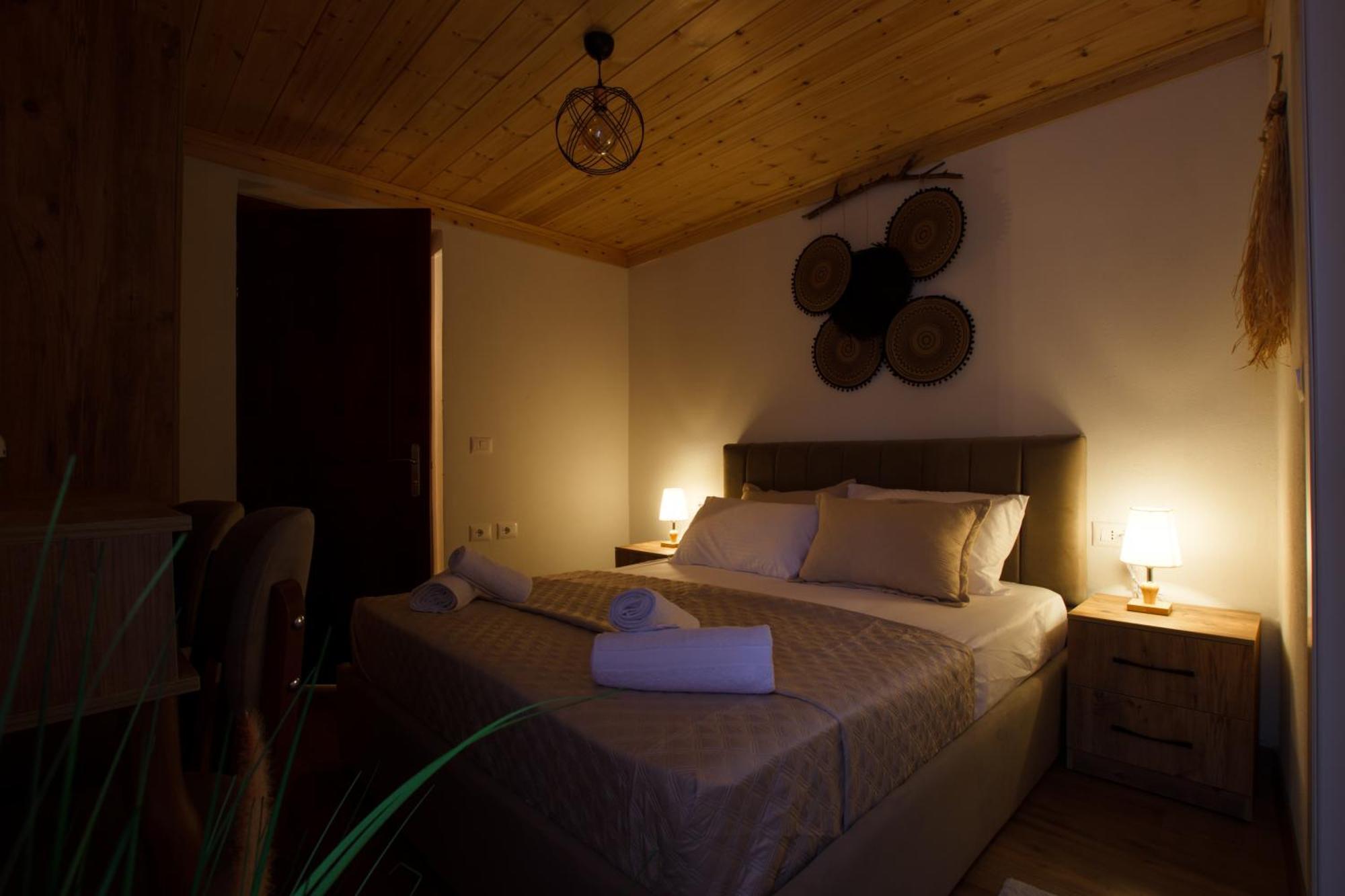 Guva Guest House Гирокастра Экстерьер фото