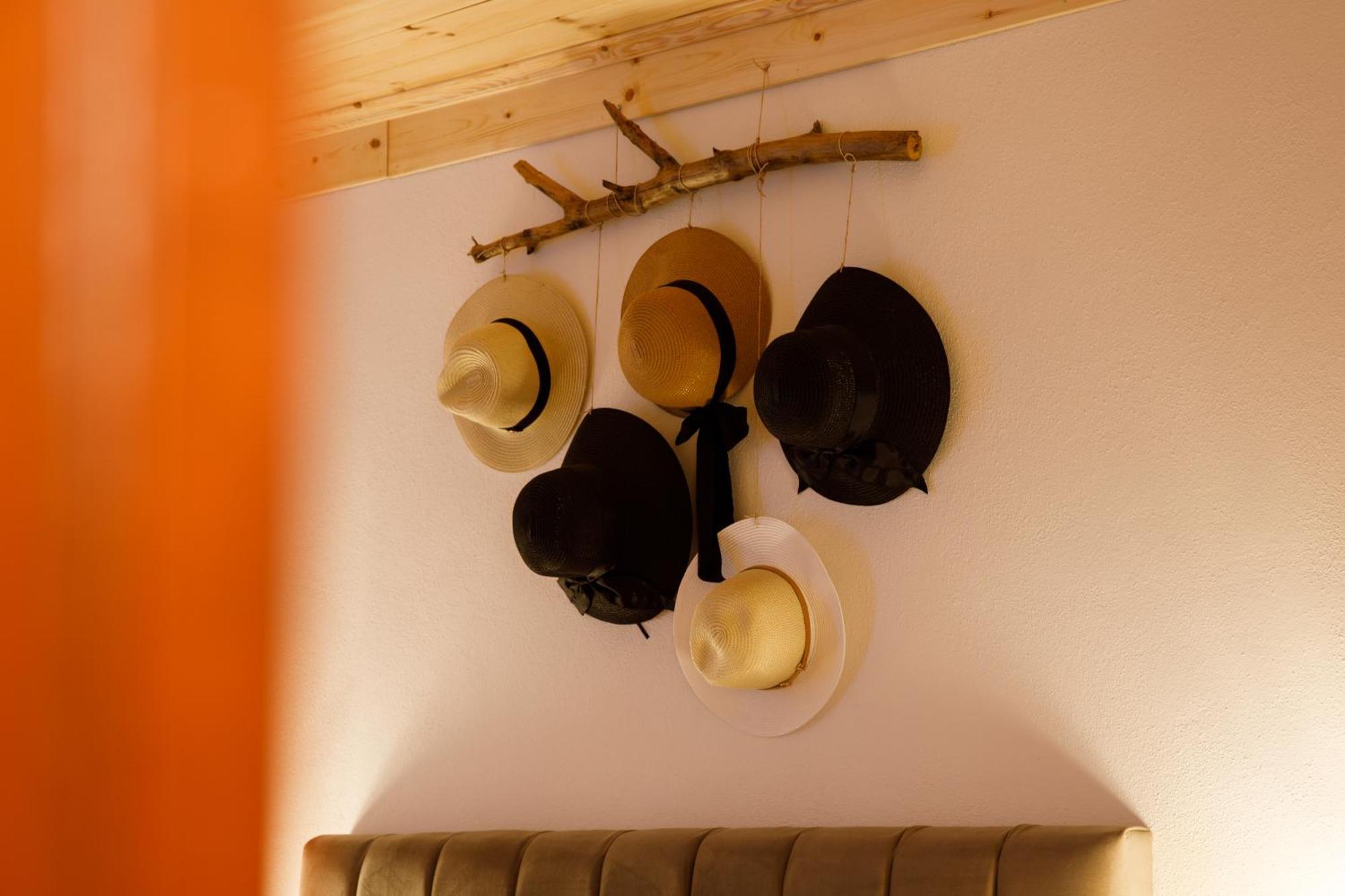 Guva Guest House Гирокастра Экстерьер фото