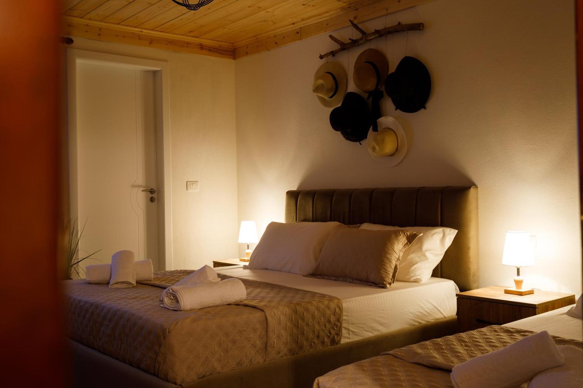 Guva Guest House Гирокастра Экстерьер фото