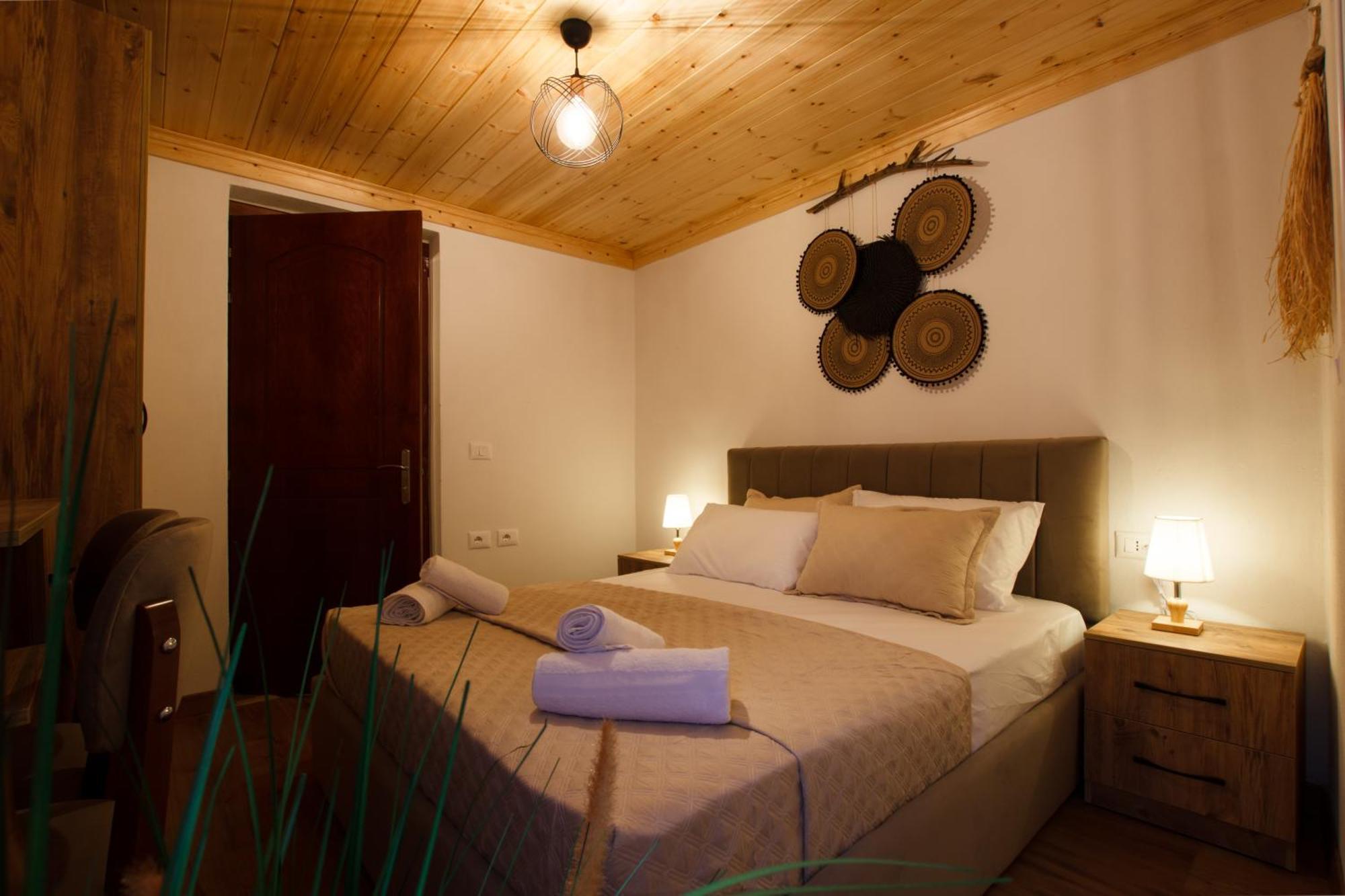 Guva Guest House Гирокастра Экстерьер фото