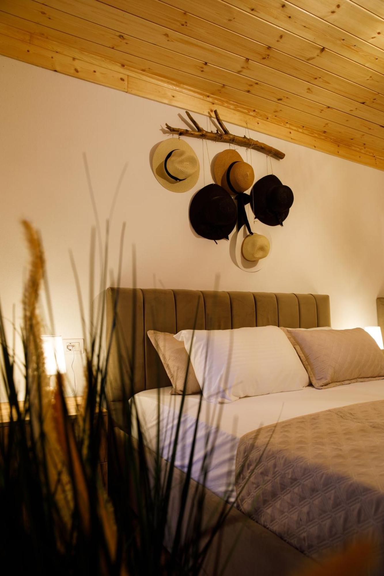 Guva Guest House Гирокастра Экстерьер фото